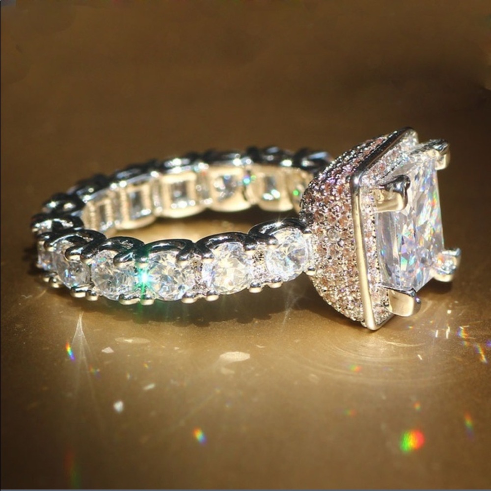 The Lourdes | Celebrity Eternity Princess Ring